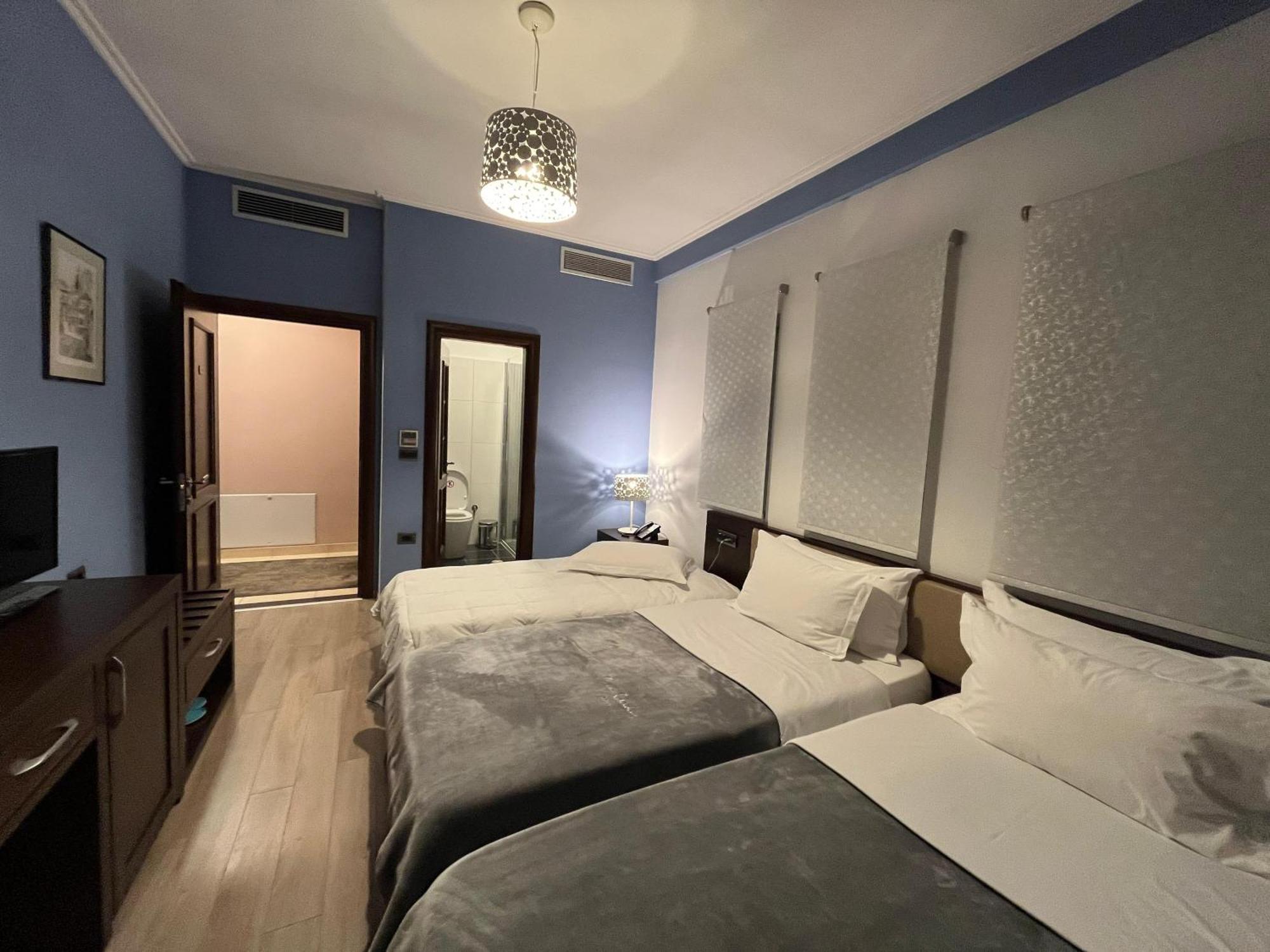 Dream'S Hotel Гирокастра Экстерьер фото
