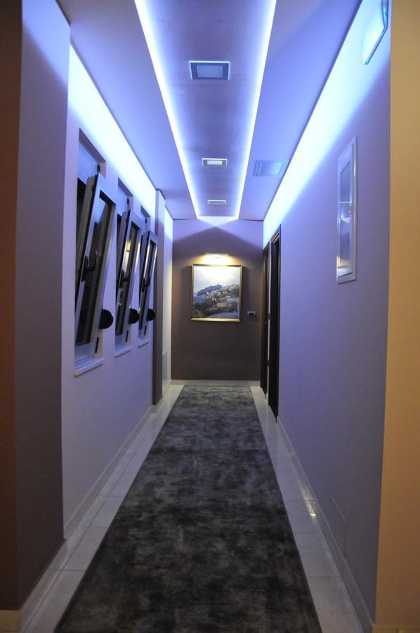 Dream'S Hotel Гирокастра Экстерьер фото